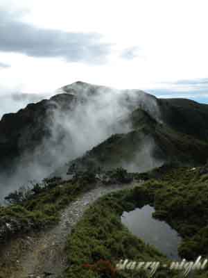 三叉山