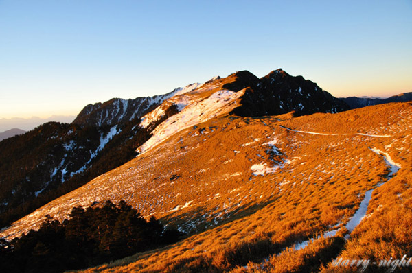 奇萊山