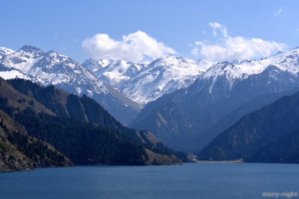 天山天池